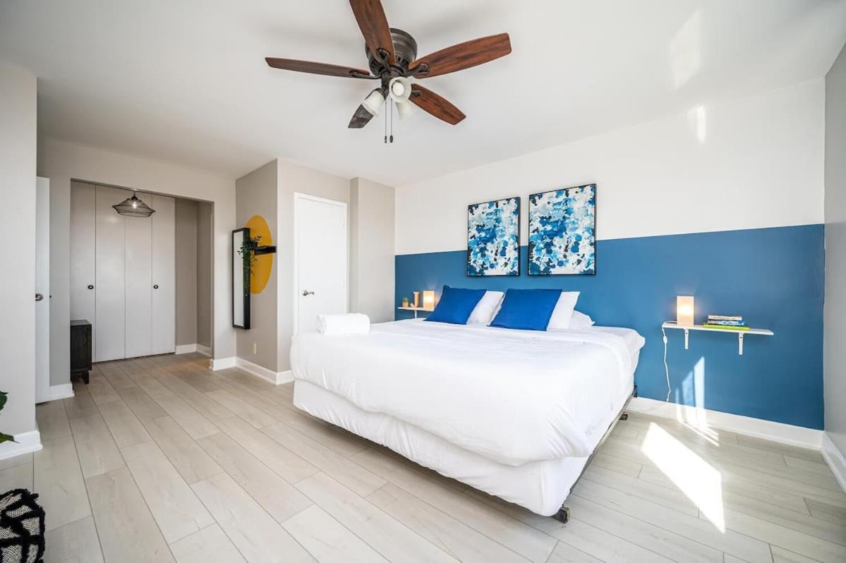 Holiday home Downtown! 5 Beds! Onsite Parking! View! New Renovated! Lm1806
