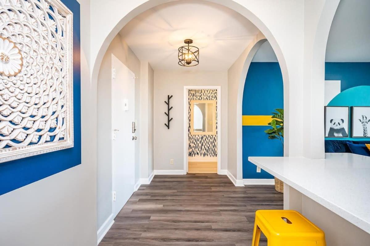 Downtown! 5 Beds! Onsite Parking! View! New Renovated! Lm1806